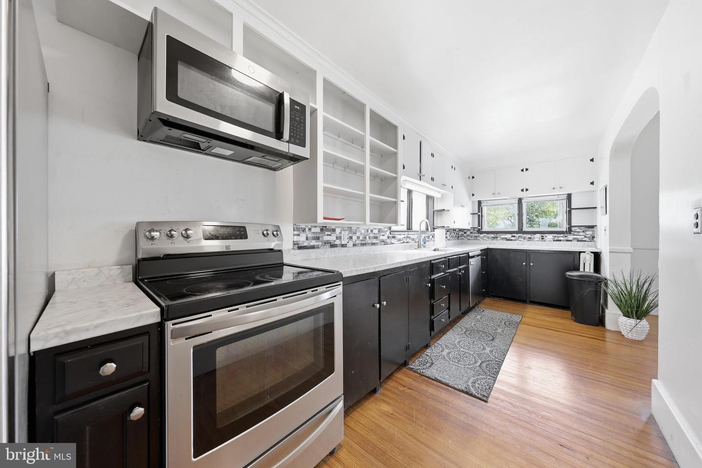 205 Main Thru 207 St Property Photo 10