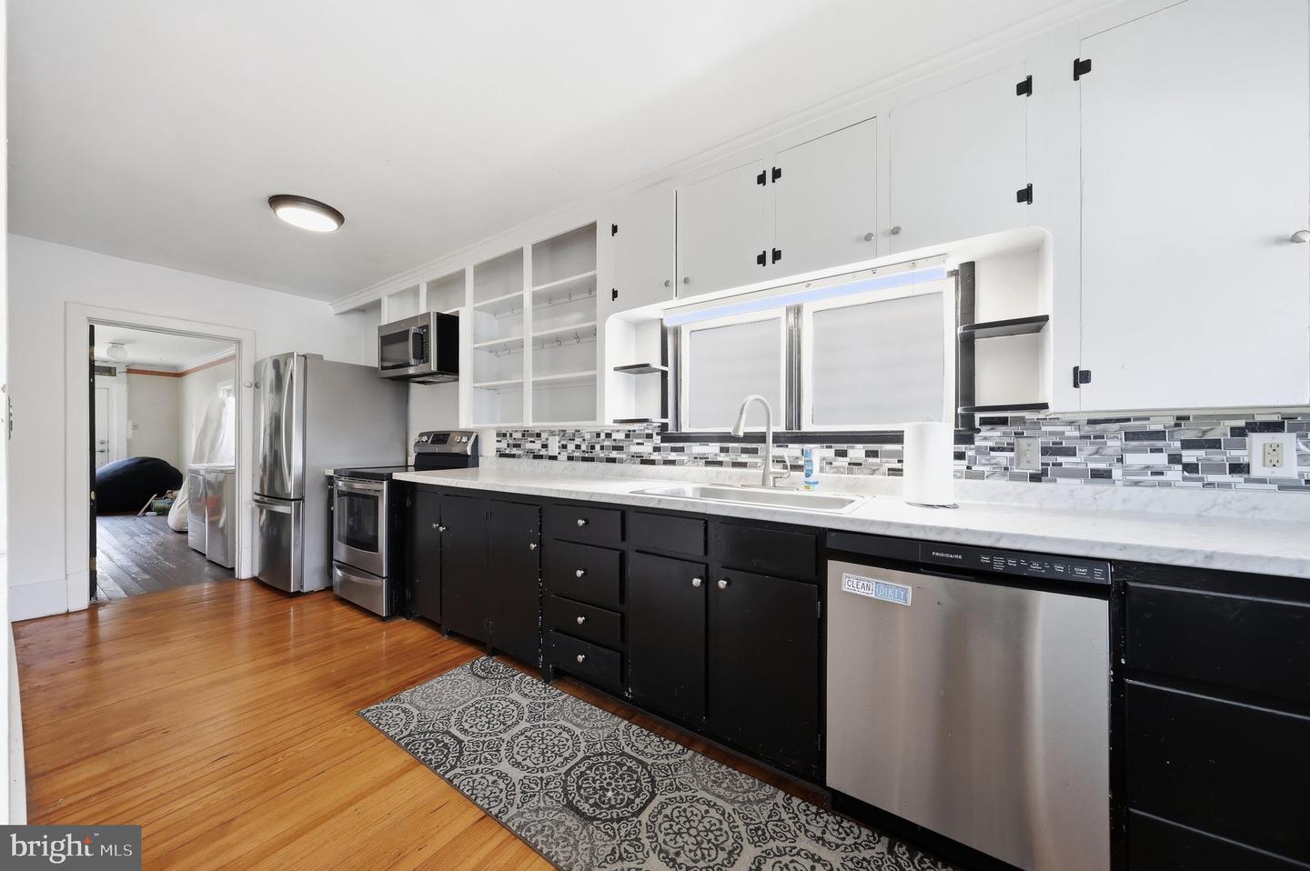 205 Main Thru 207 St Property Photo 11
