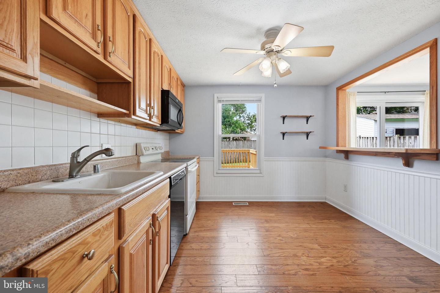 1597 Dogwood Dr Property Photo 16