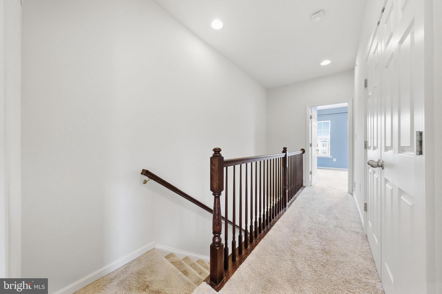 6086 Forum Sq Property Photo 25