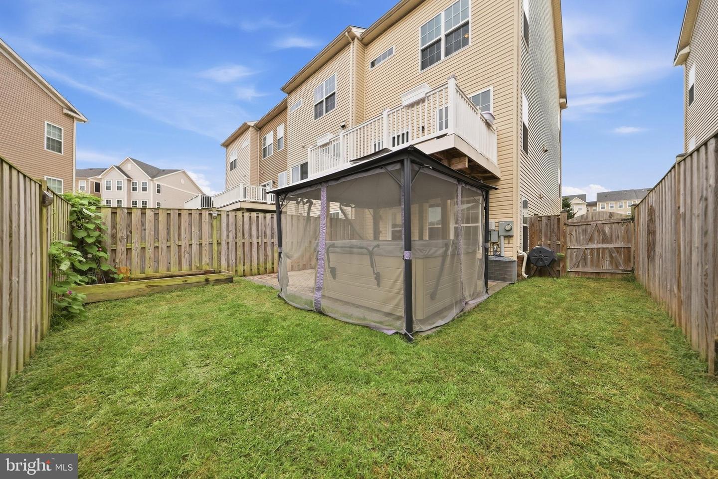 6086 Forum Sq Property Photo 56