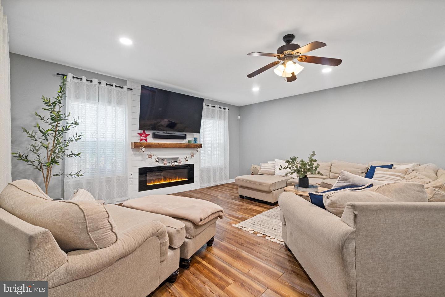 7014 Allington Manor Cir E Property Photo 45