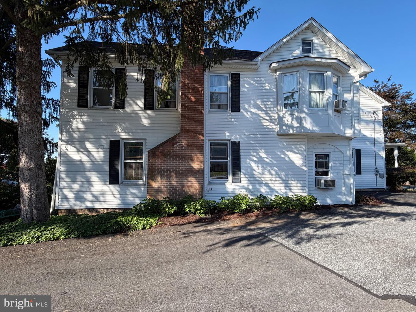 200 Prospect St Property Photo 4