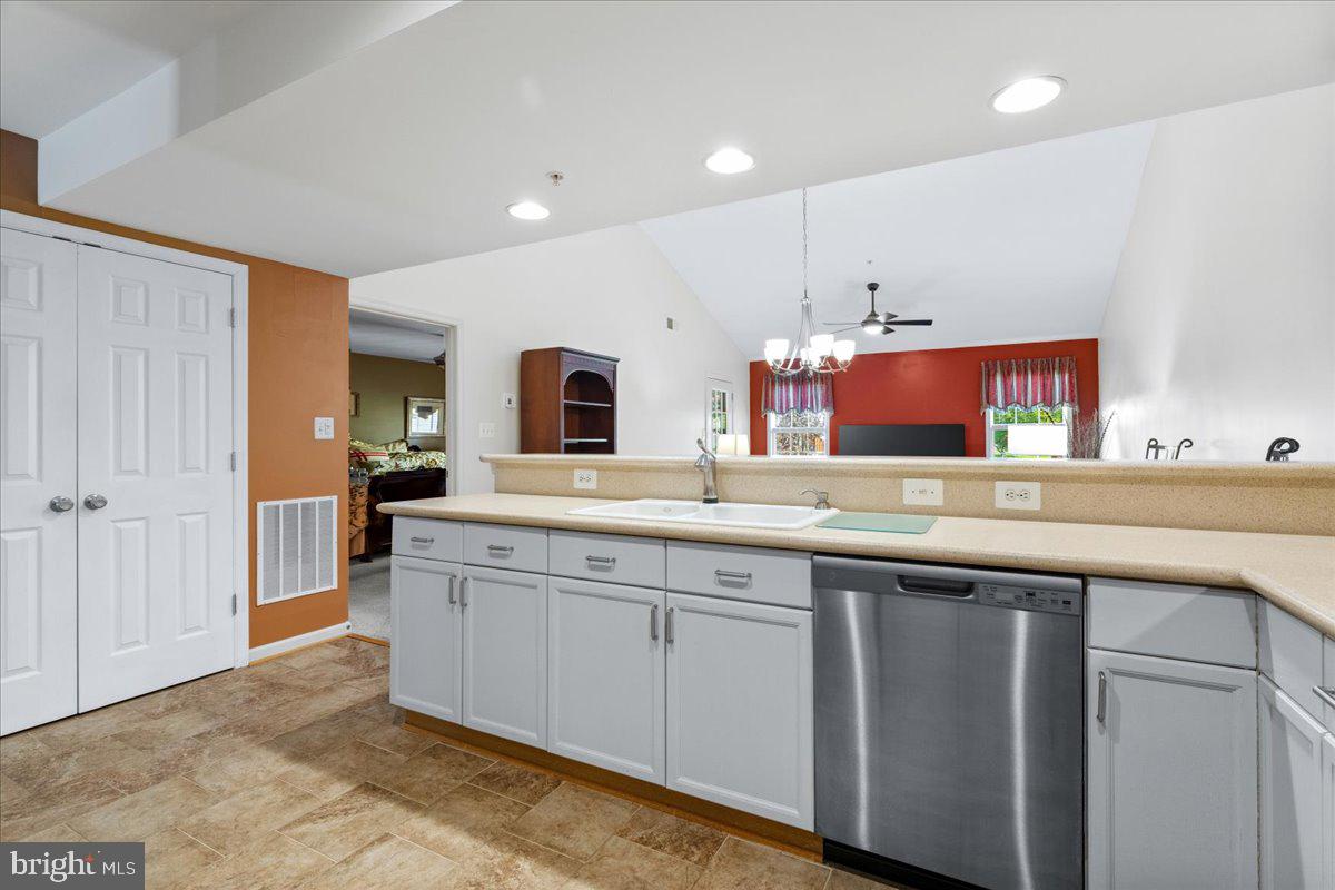 5 Geoley Ct Property Photo 10