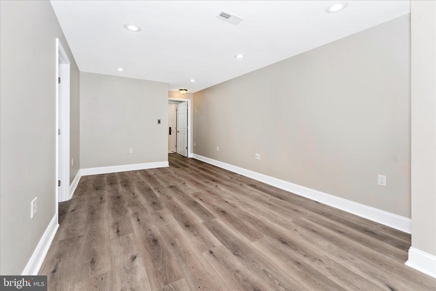 5805 Broad Branch Way Property Photo 32