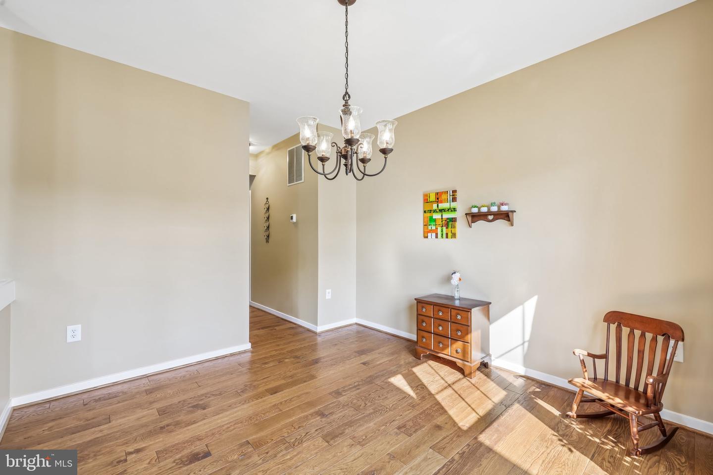 5700 Honey Glen Ct Property Photo 11