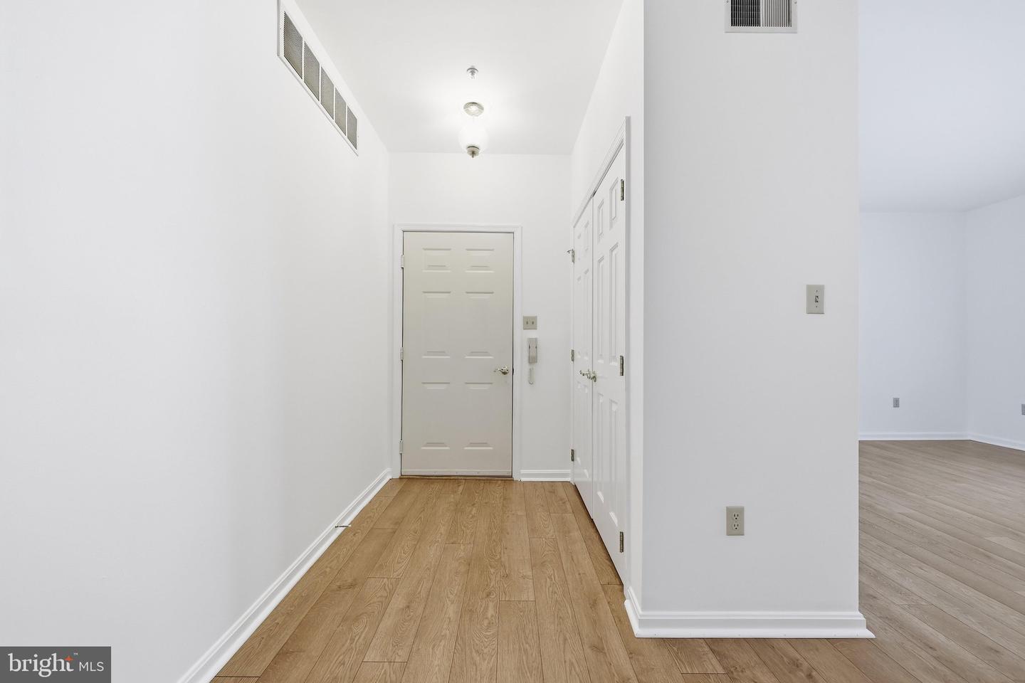 131 Cody Dr #11 Property Photo 2