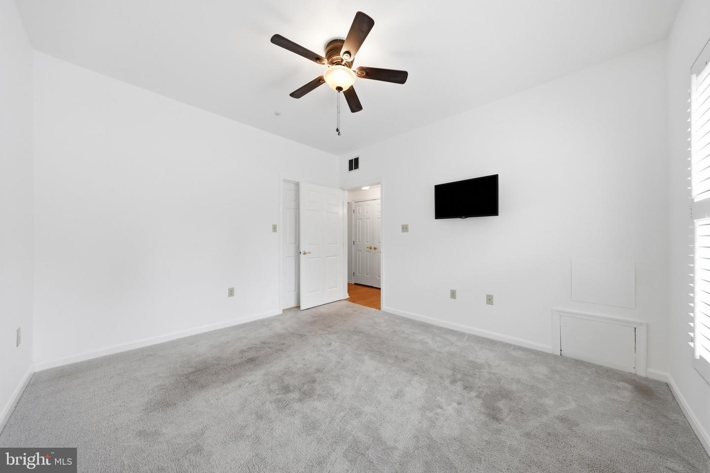 131 Cody Dr #11 Property Photo 30