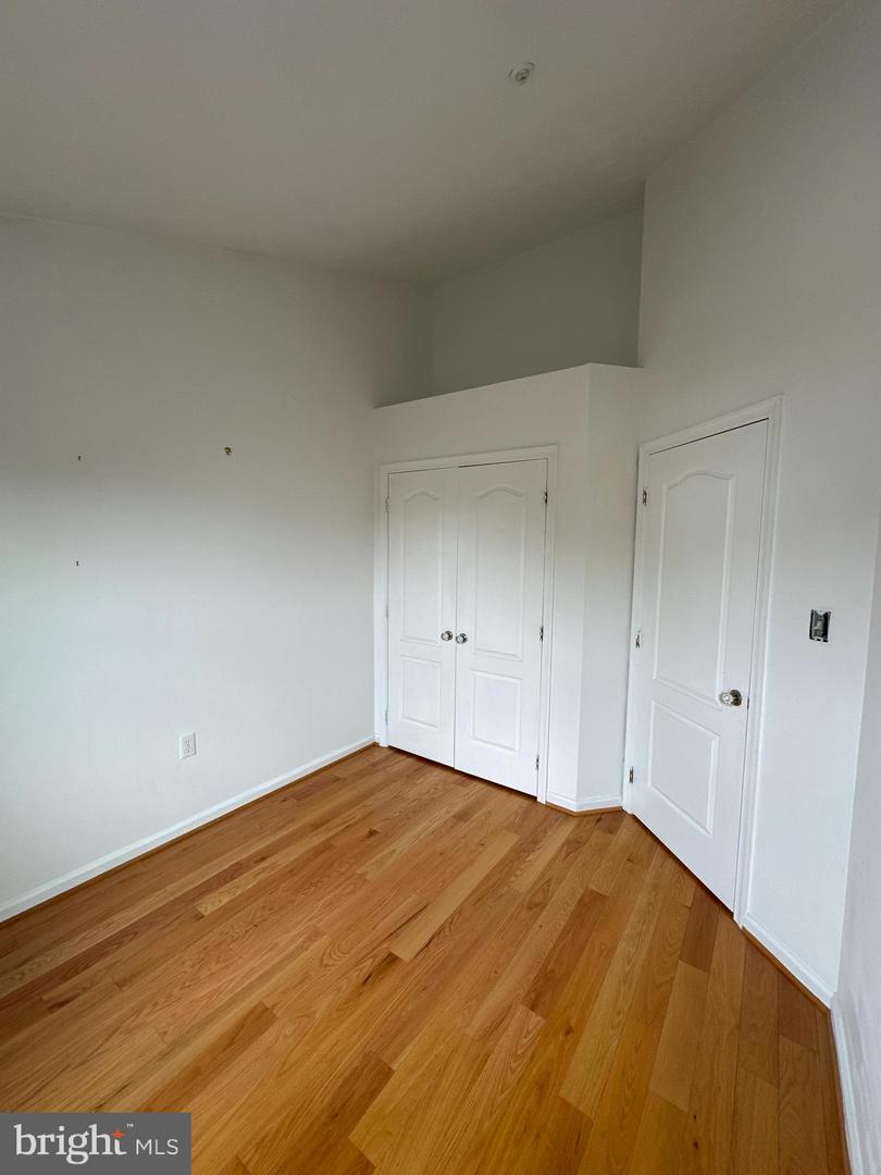 917 Halleck Dr Property Photo 15
