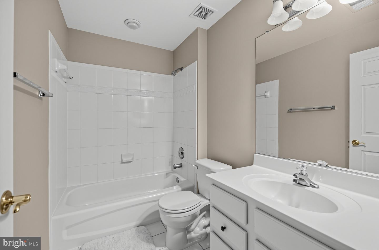 3938 Addison Woods Rd Property Photo 31