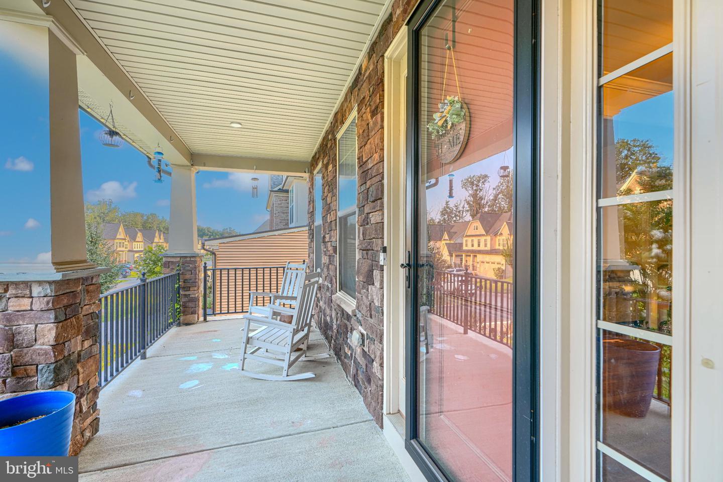 7142 Starmount Way Property Photo 12