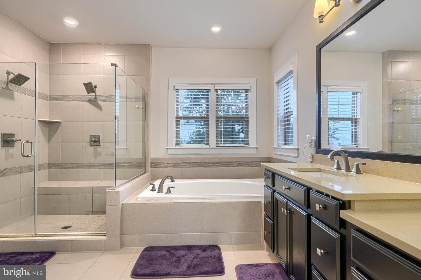 7142 Starmount Way Property Photo 70