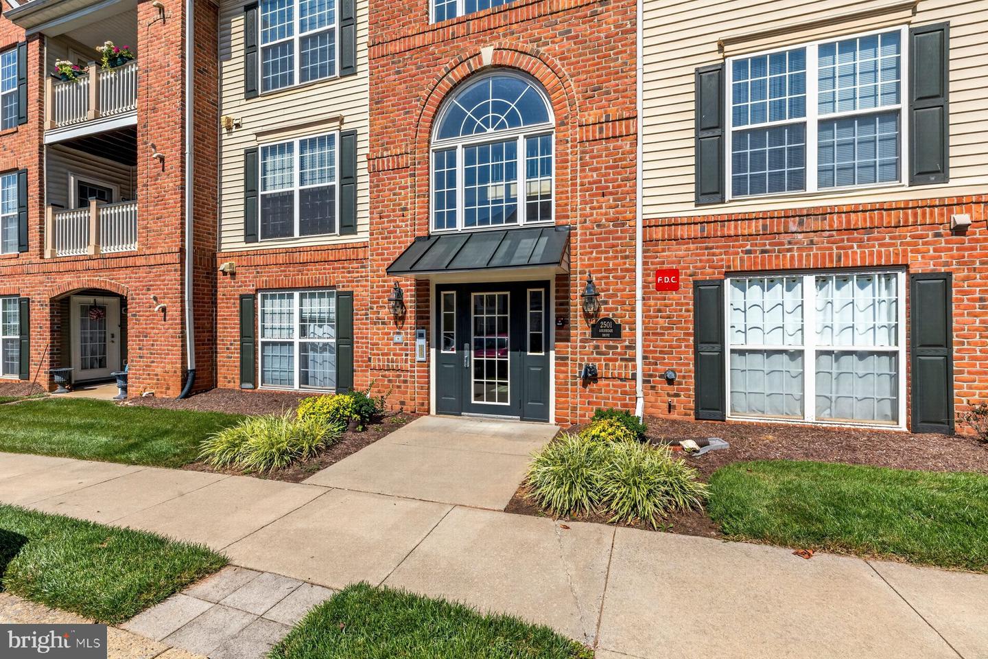 2501 Coleridge Dr #3d Property Photo 1