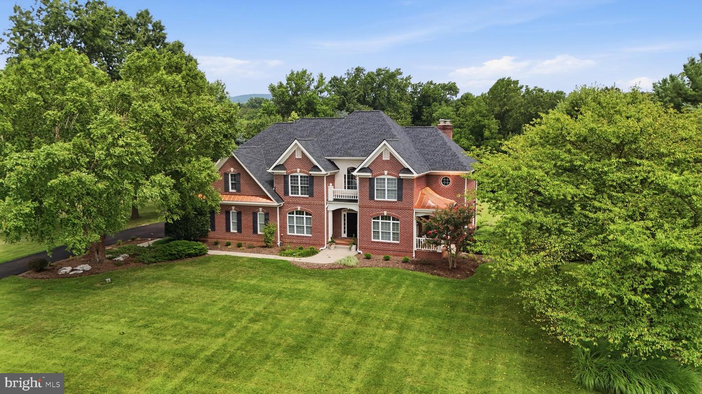 6048 White Flint Property Photo 4