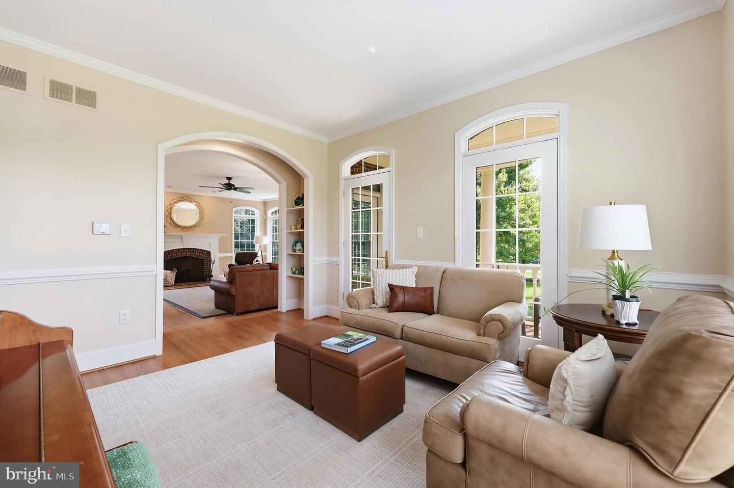 6048 White Flint Property Photo 10