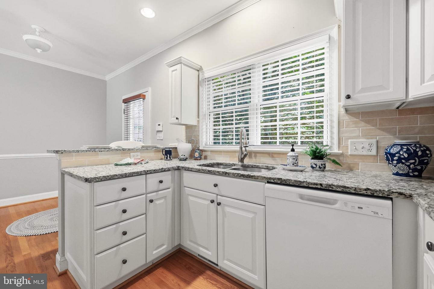 6048 White Flint Property Photo 36