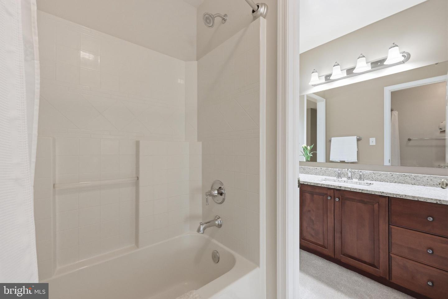 6048 White Flint Property Photo 52