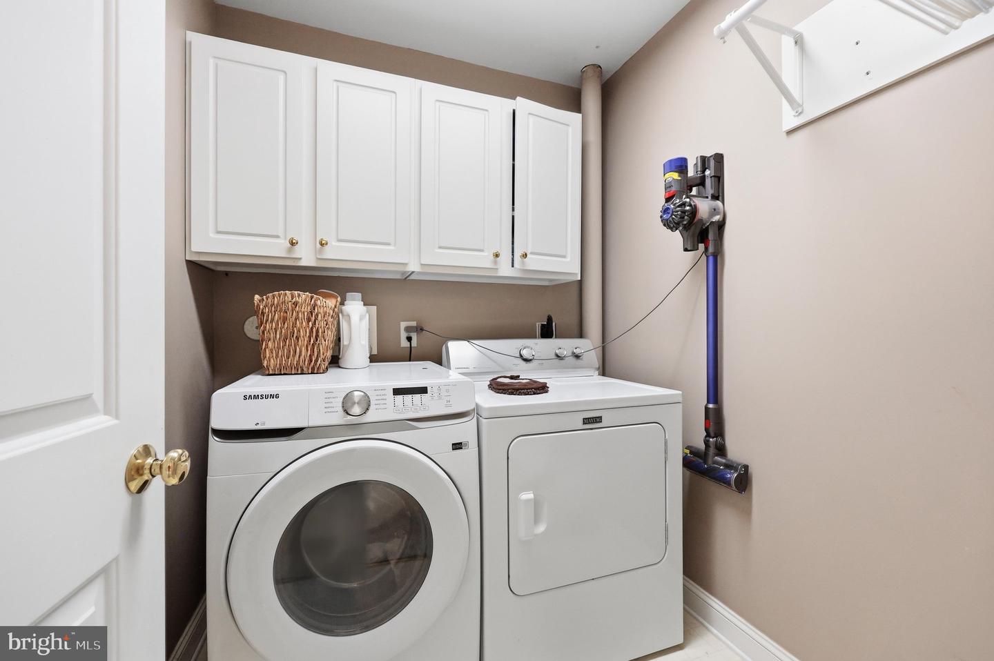 6048 White Flint Property Photo 55