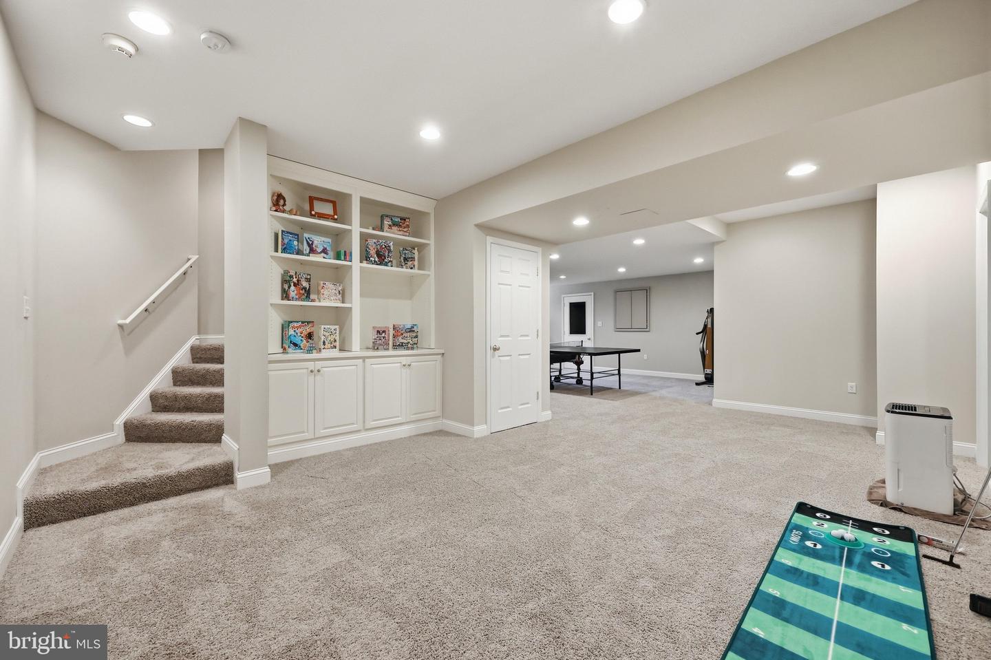 6048 White Flint Property Photo 56