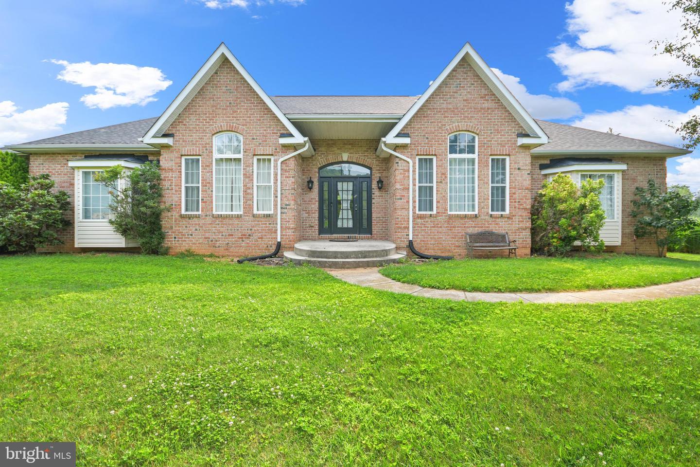 11717 Pleasant Walk Rd Property Photo 1