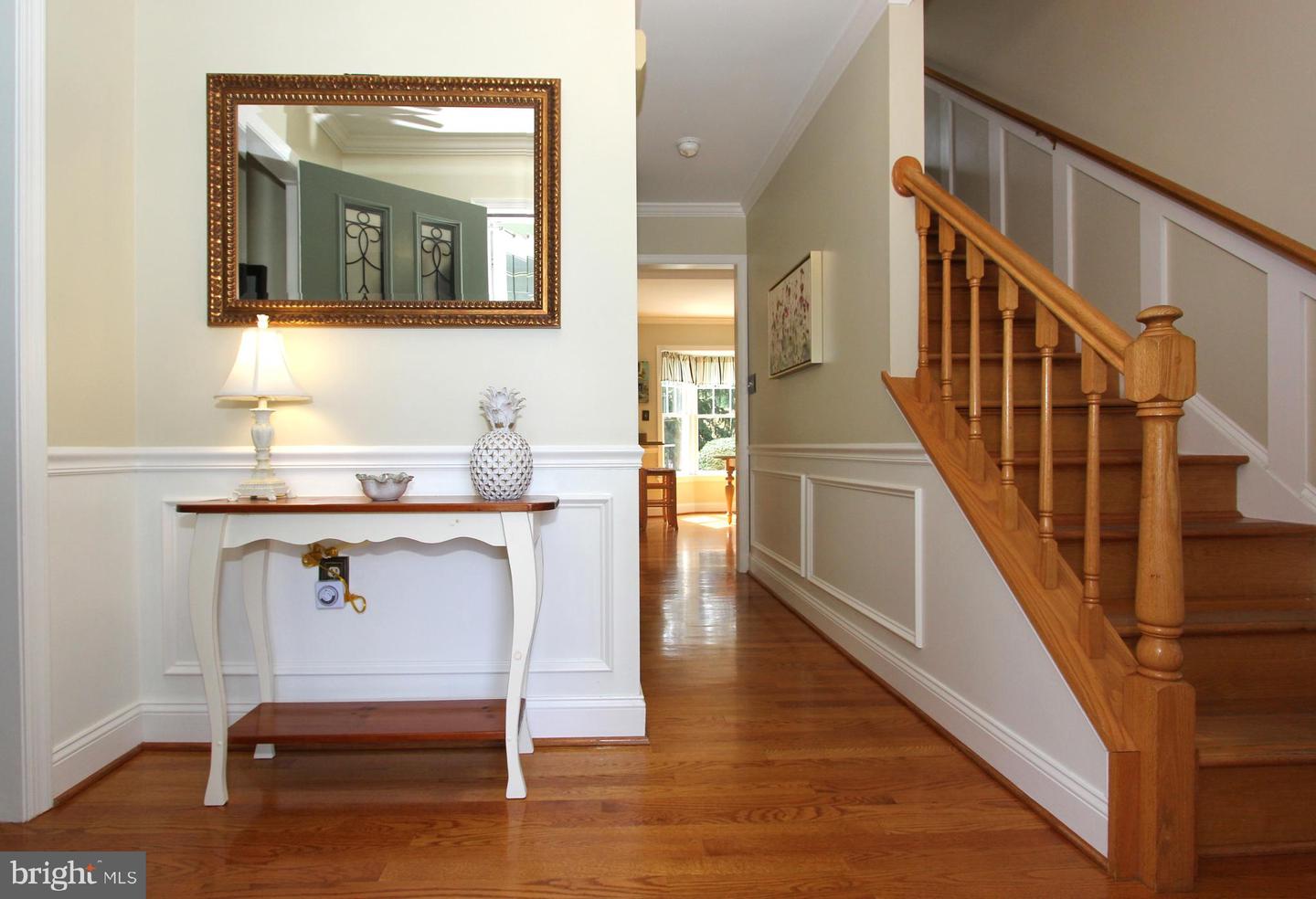 6759 Meadowside Dr Property Photo 4