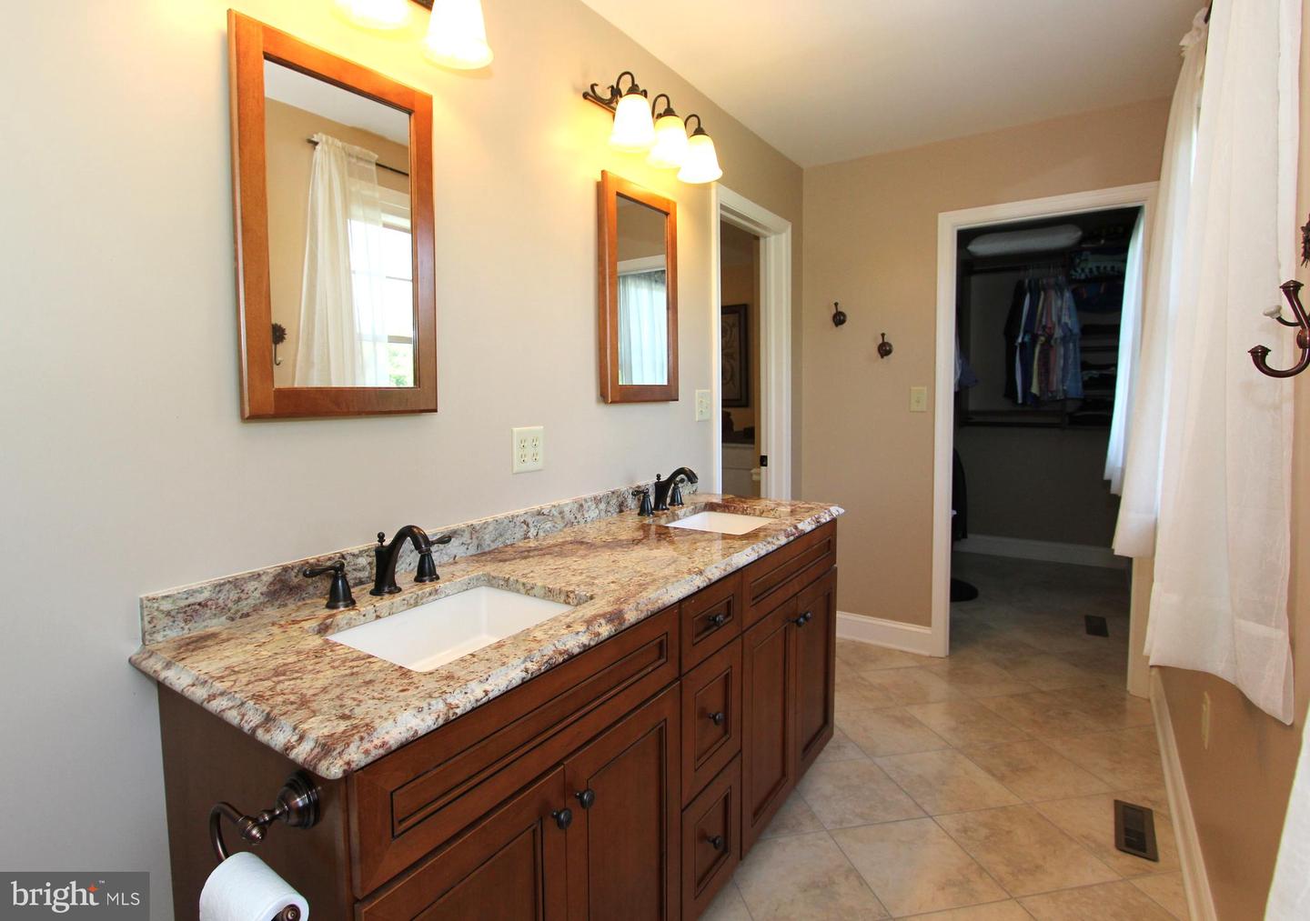 6759 Meadowside Dr Property Photo 29