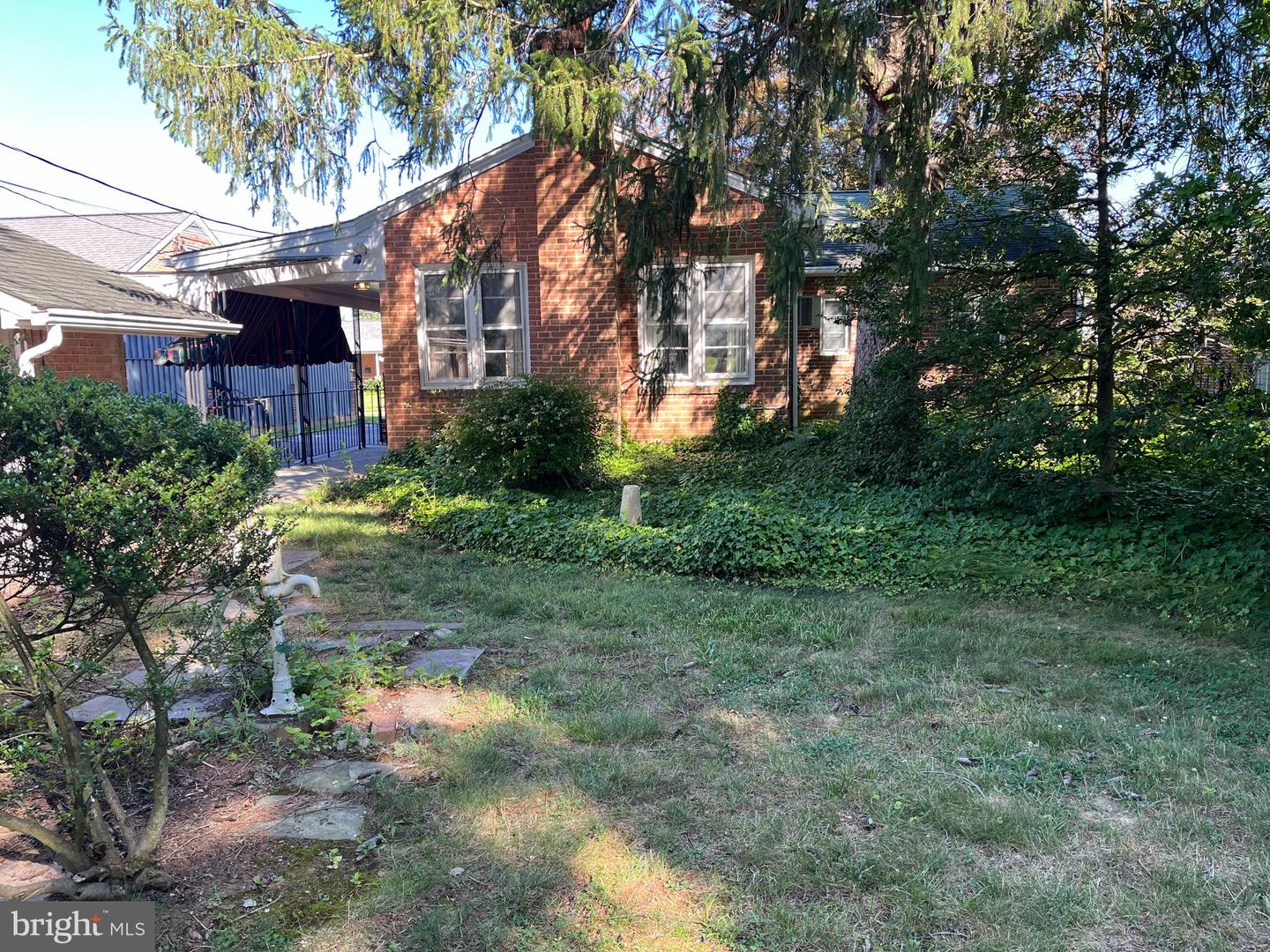 604 Grant Pl Property Photo 4