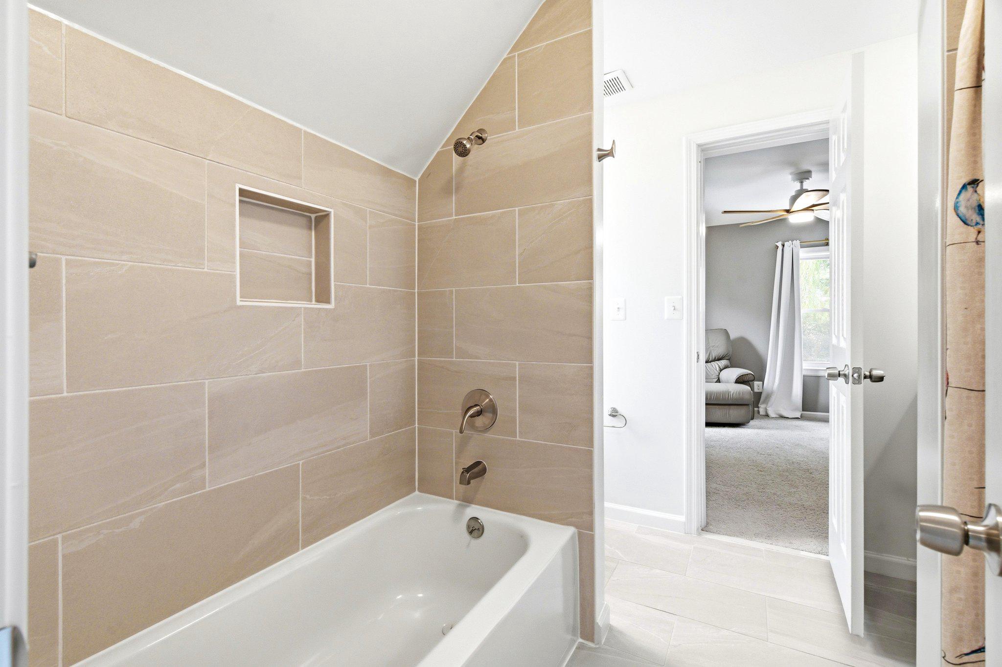 811 E B St Property Photo 31