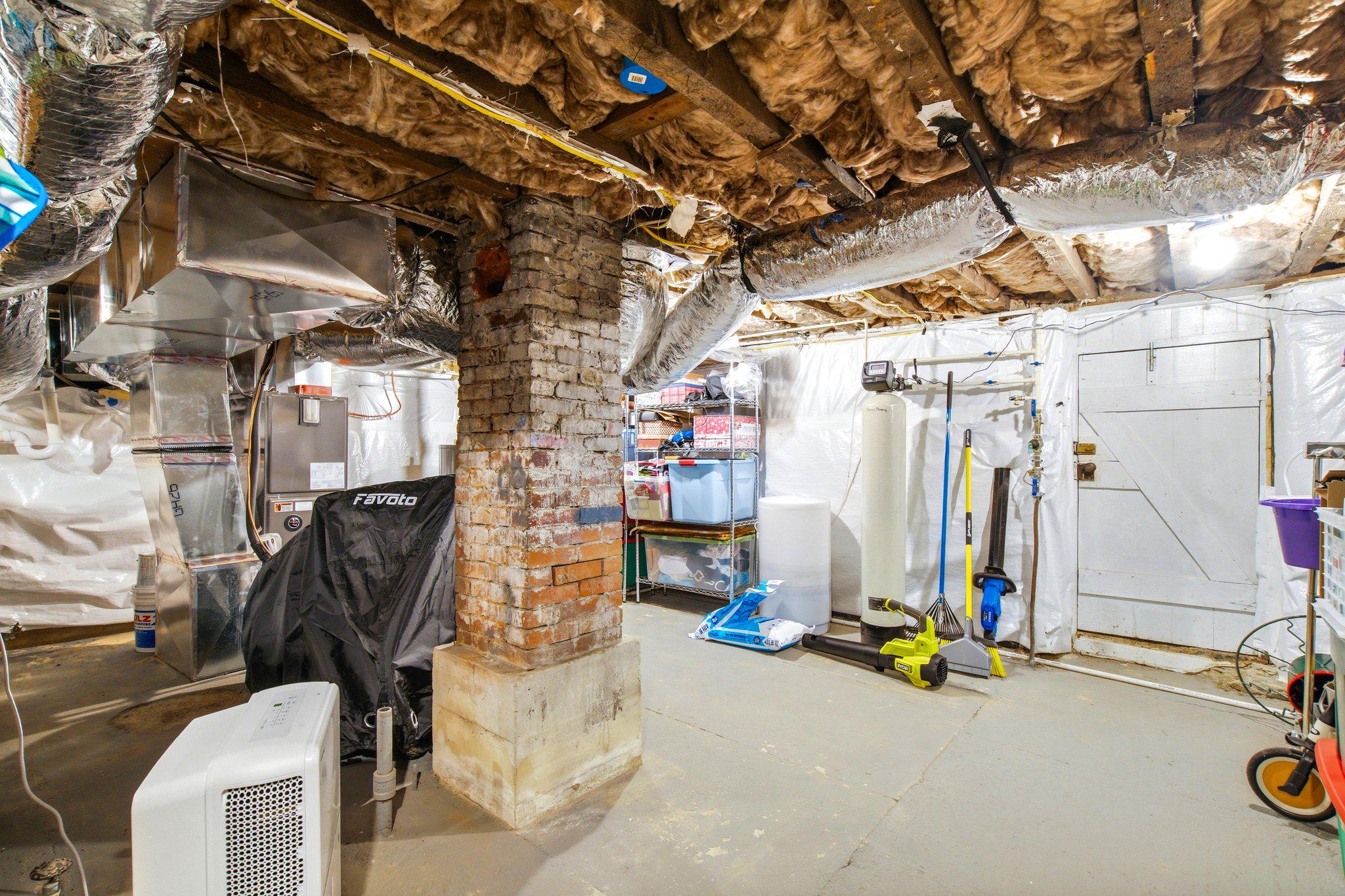 811 E B St Property Photo 34