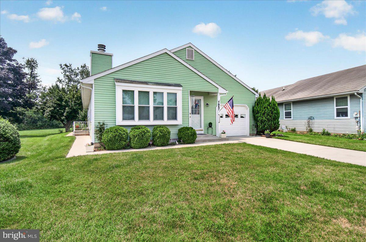 7057 Catalpa Rd Property Photo 1