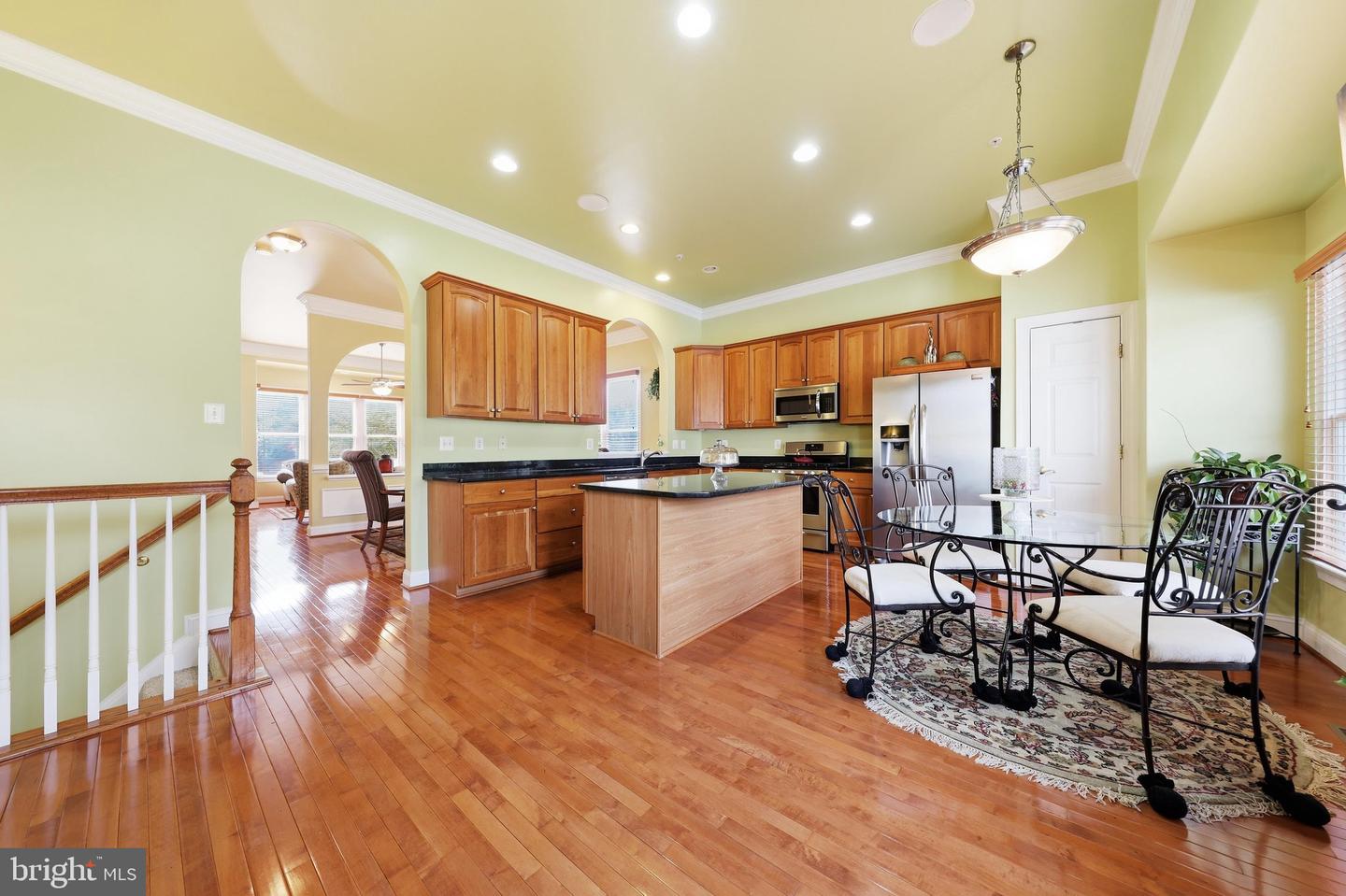 3648 Islington St Property Photo 13