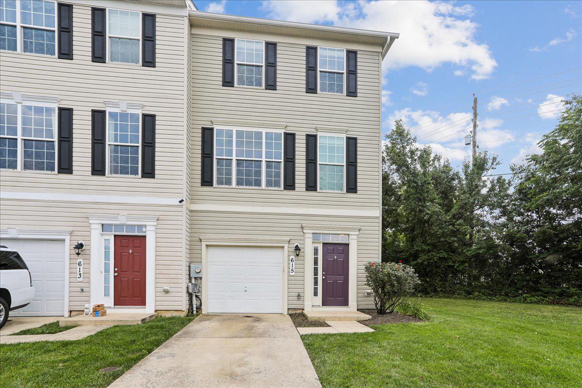 615 AMBERFIELD RD