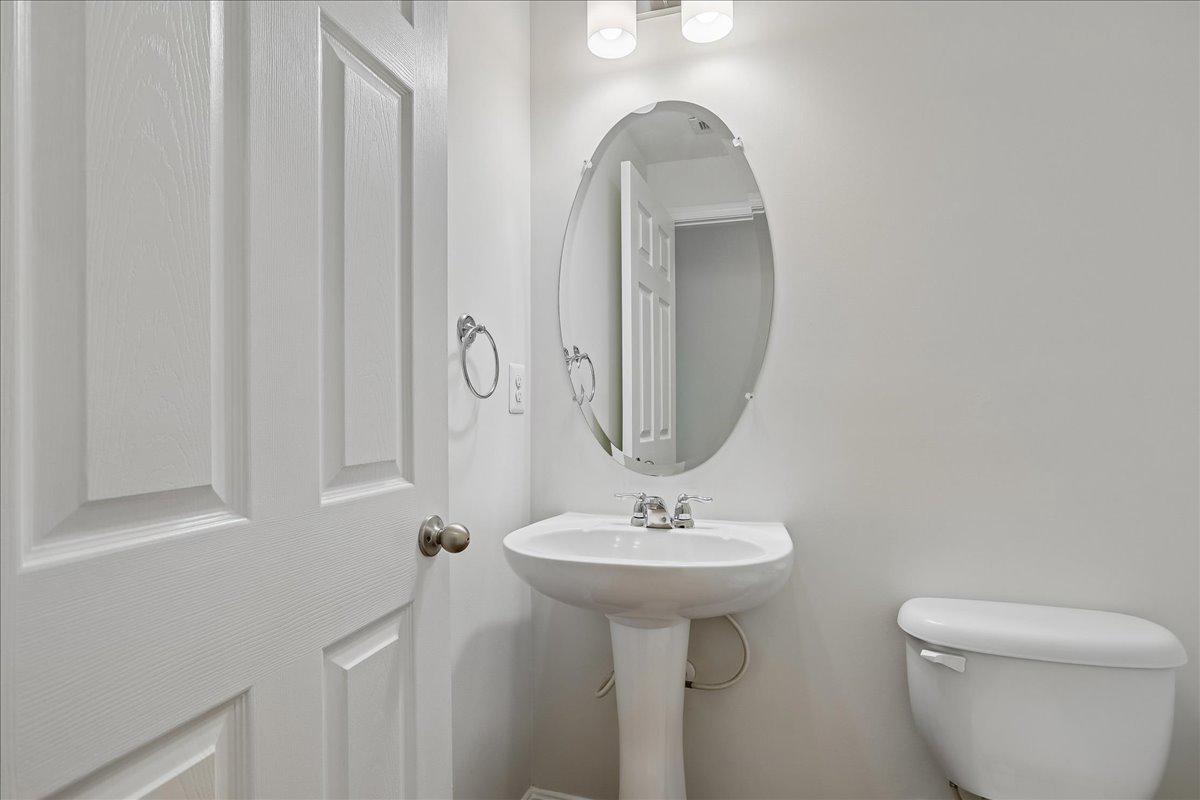 615 Amberfield Rd Property Photo 7