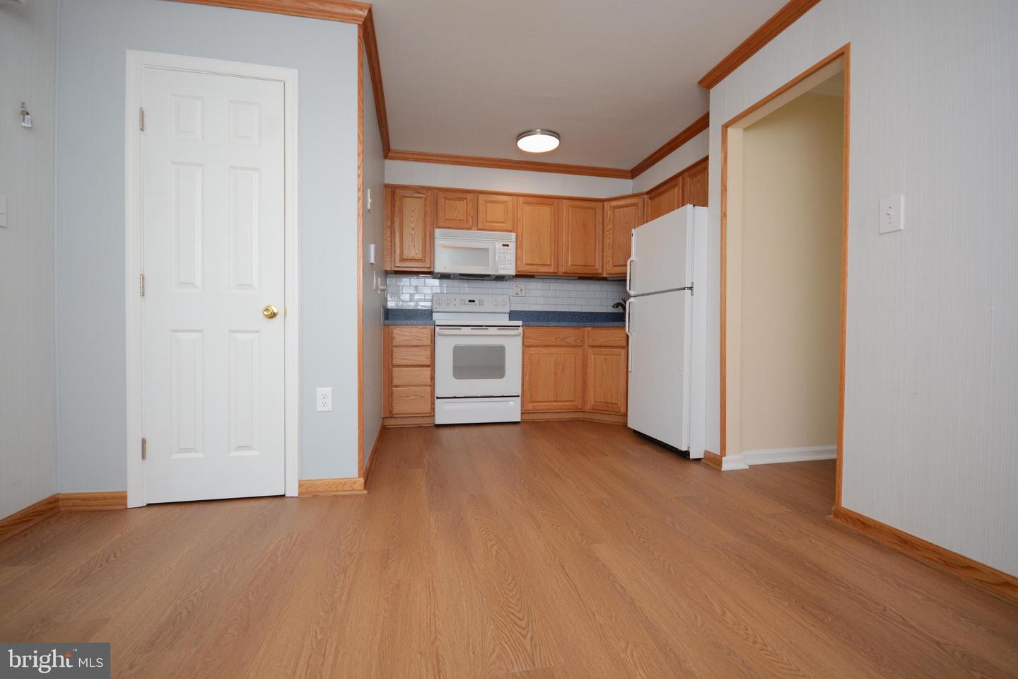 7316 E Springbrook Ct Property Photo 7