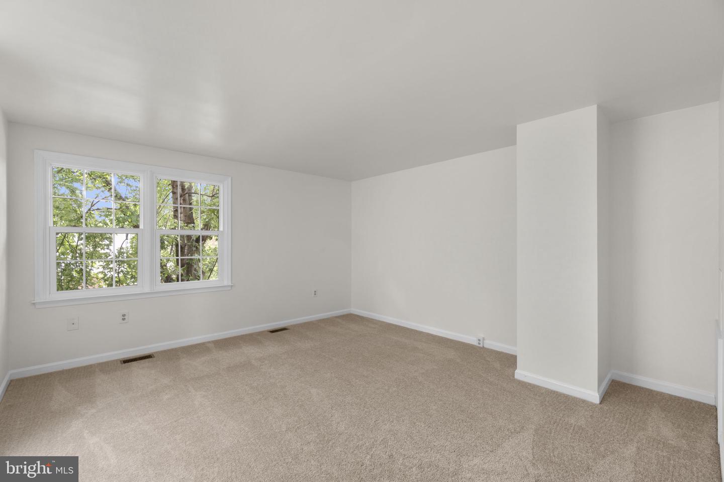 8039 Hollow Reed Ct Property Photo 17
