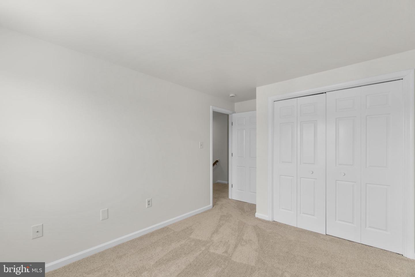 8039 Hollow Reed Ct Property Photo 24