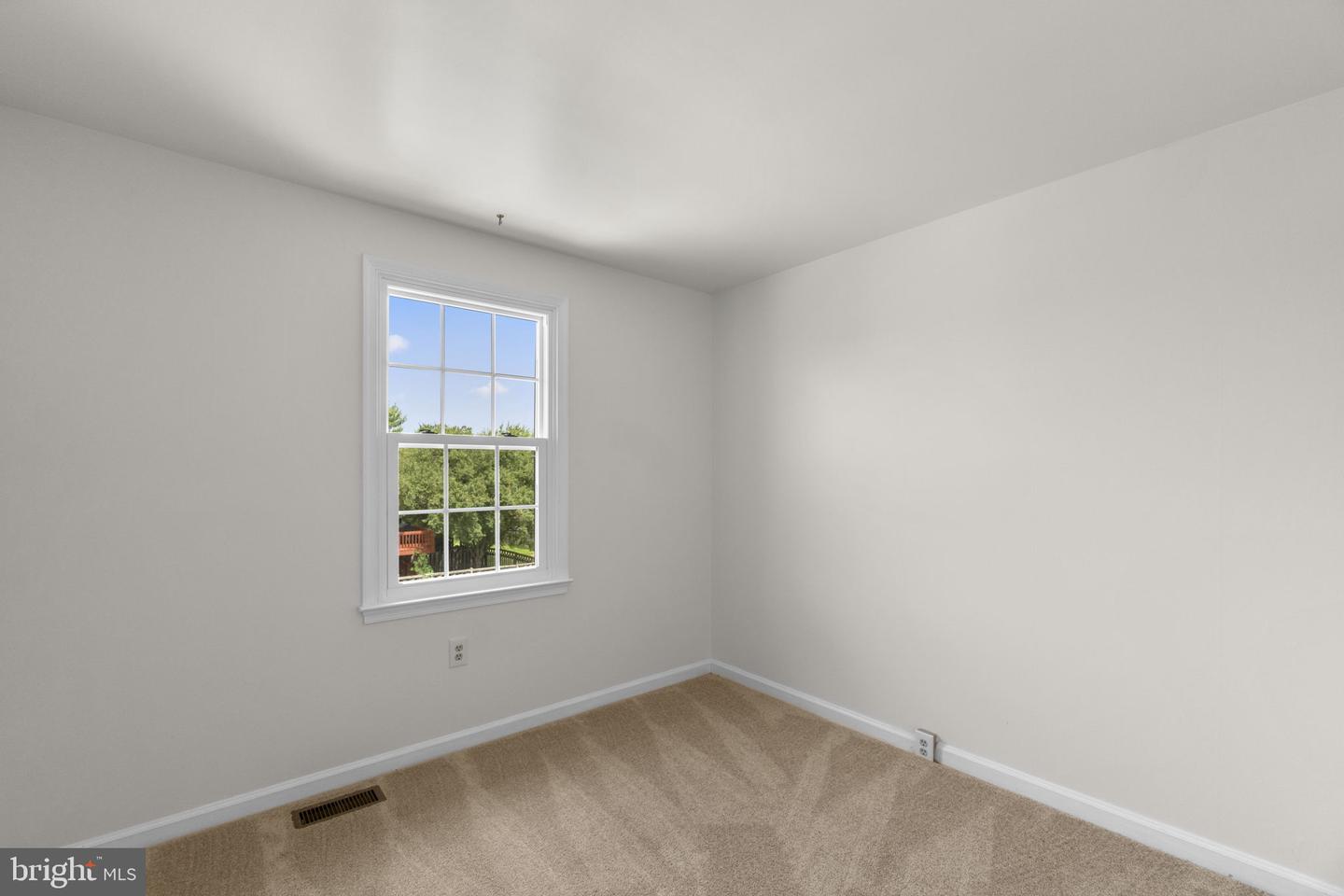 8039 Hollow Reed Ct Property Photo 25