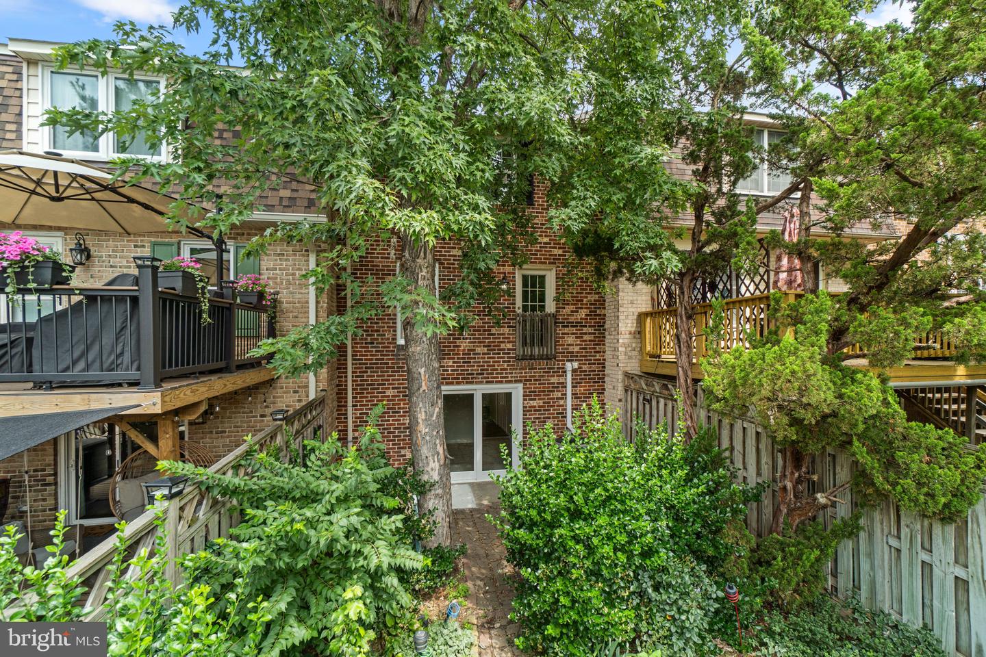 8039 Hollow Reed Ct Property Photo 31