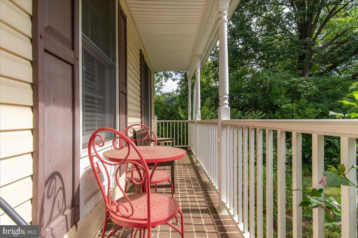 5528 Woodlyn Rd Property Photo 6