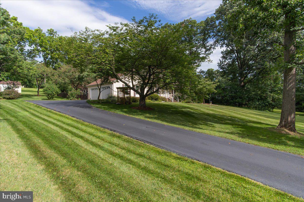 5528 Woodlyn Rd Property Photo 7