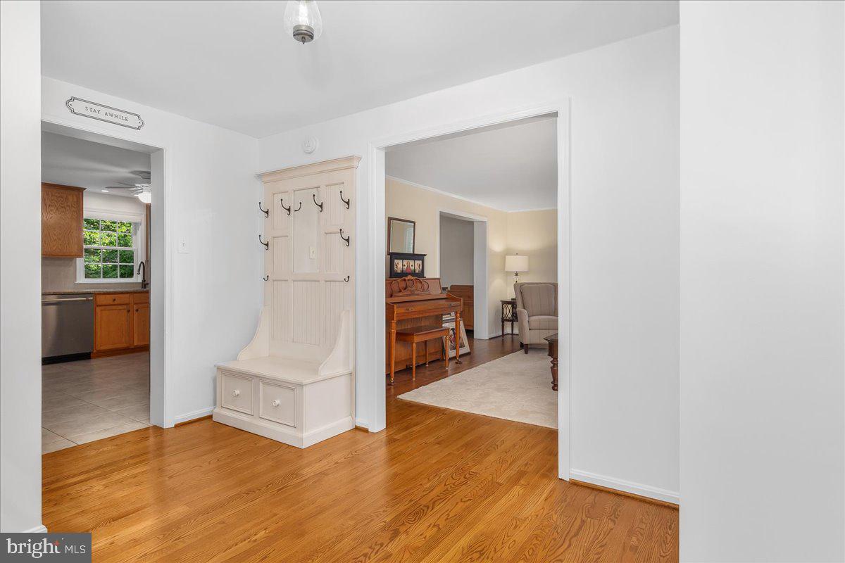 5528 Woodlyn Rd Property Photo 17