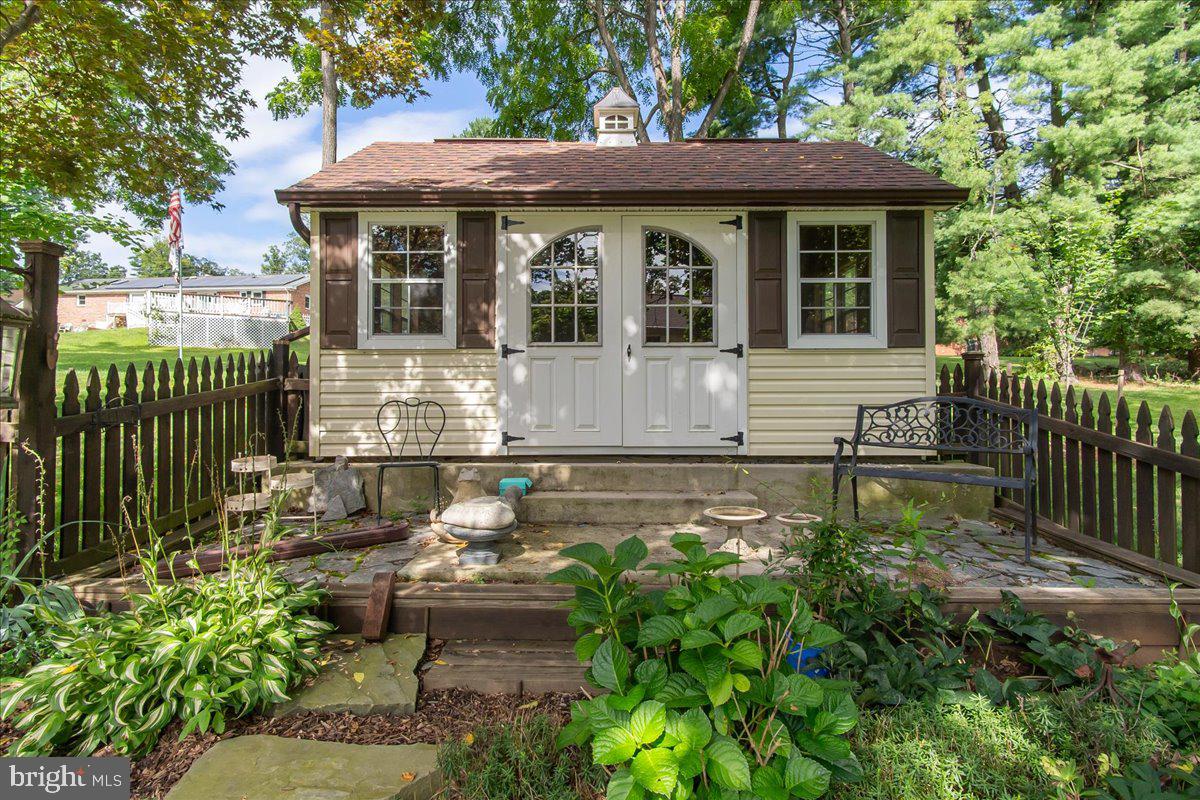 5528 Woodlyn Rd Property Photo 48