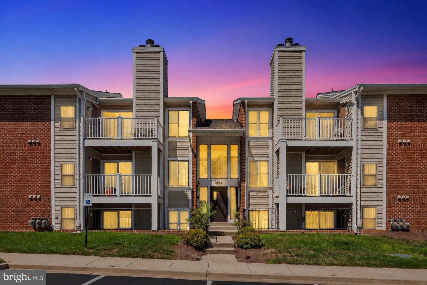 1602 Berry Rose Ct #2 3d Property Photo 3