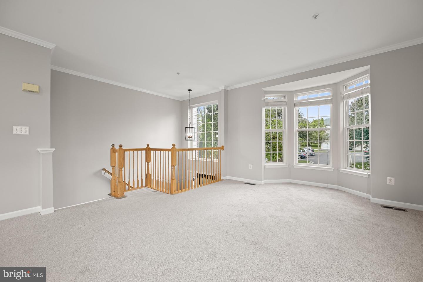 3741 Singleton Ter Property Photo 11
