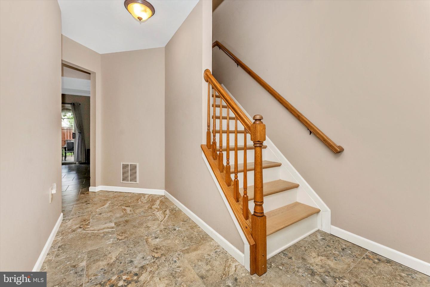 7115 Oberlin Cir Property Photo 9