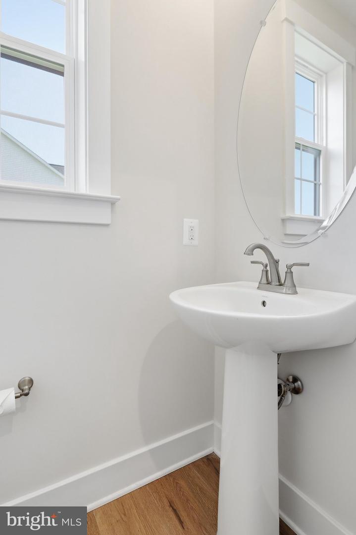 7026 Ridge Rd Property Photo 38