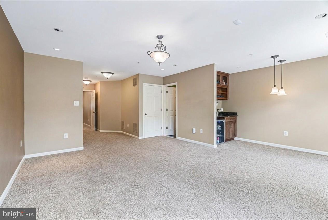 2620 Emerson Dr Property Photo 23