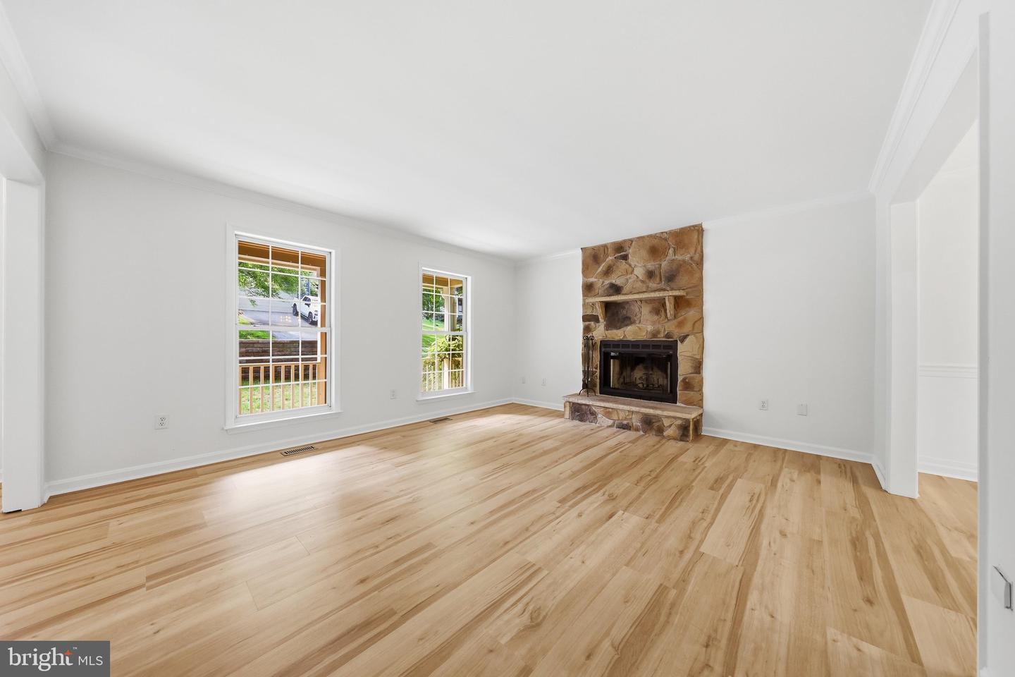 6728 Oakridge Rd Property Photo 5