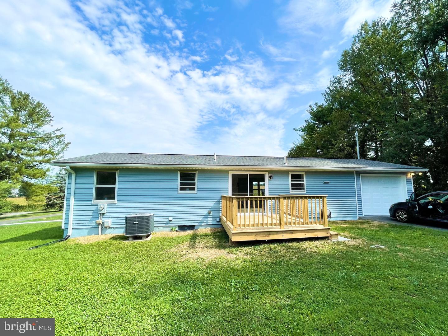 9715 Spencer Property Photo 31