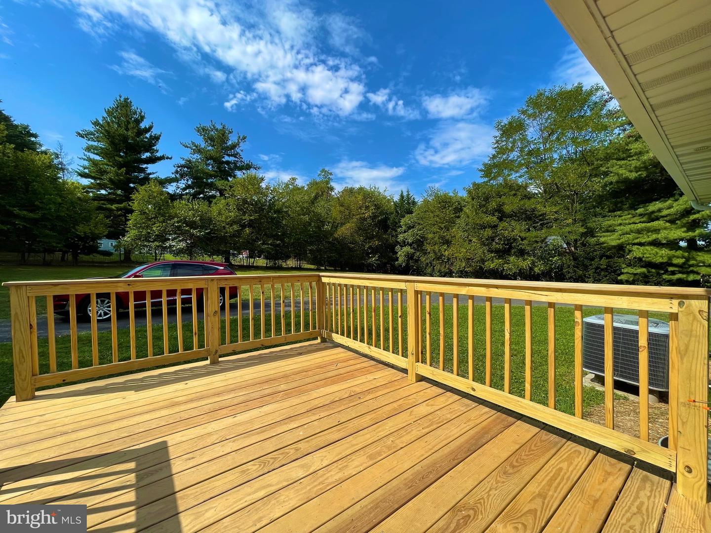 9715 Spencer Property Photo 32
